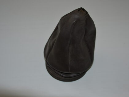 Guard - Outer interior gearlever cover. Brown vinyl. Beta. S/H