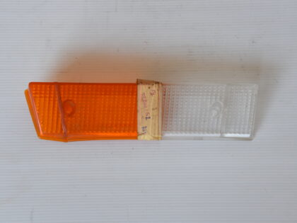 Lens - Front turning/parking light. Right Hand side. Gamma coupe.